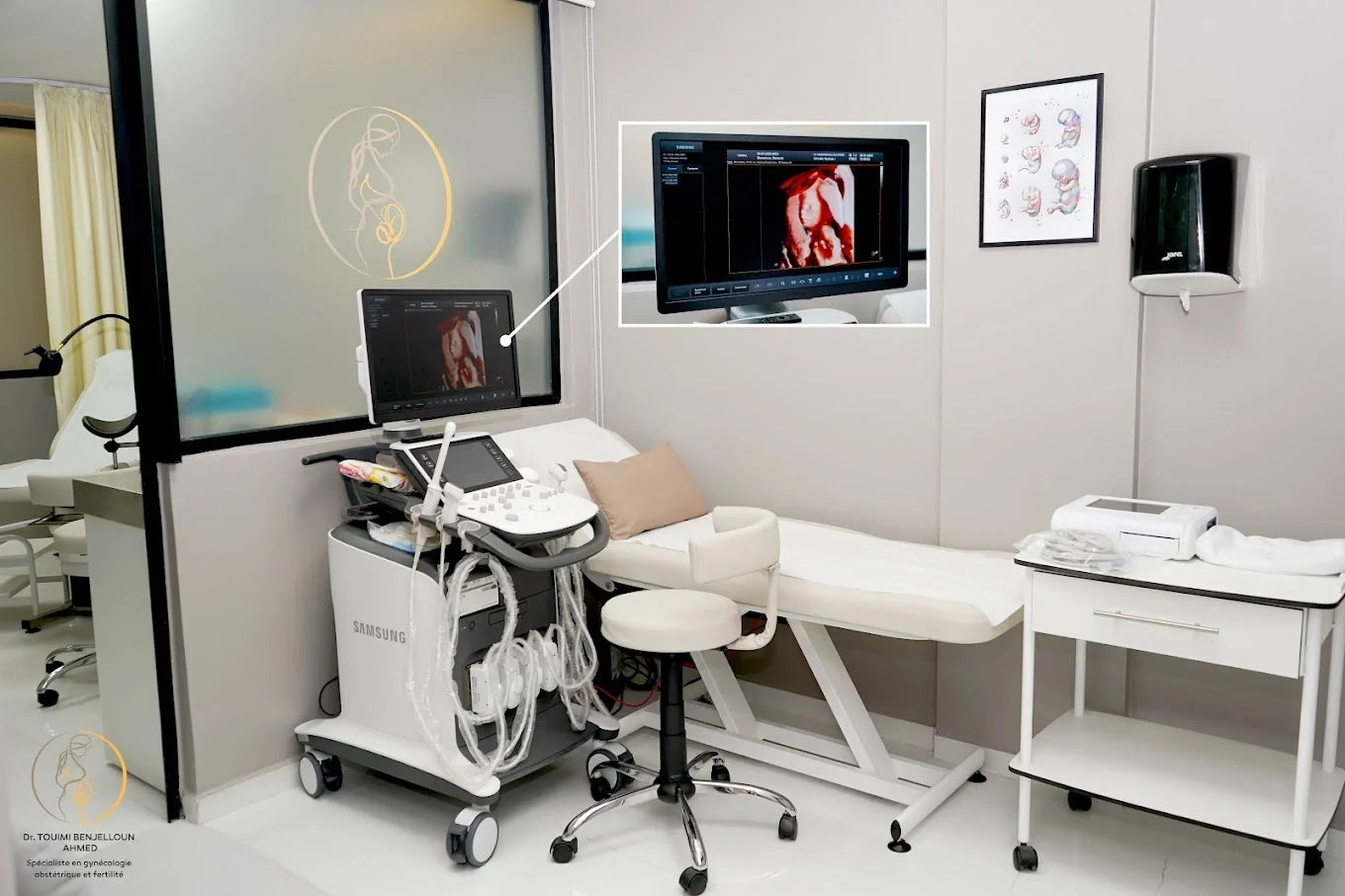 Mobilier médical ergonomique pour cliniques et hôpitaux au Maroc.